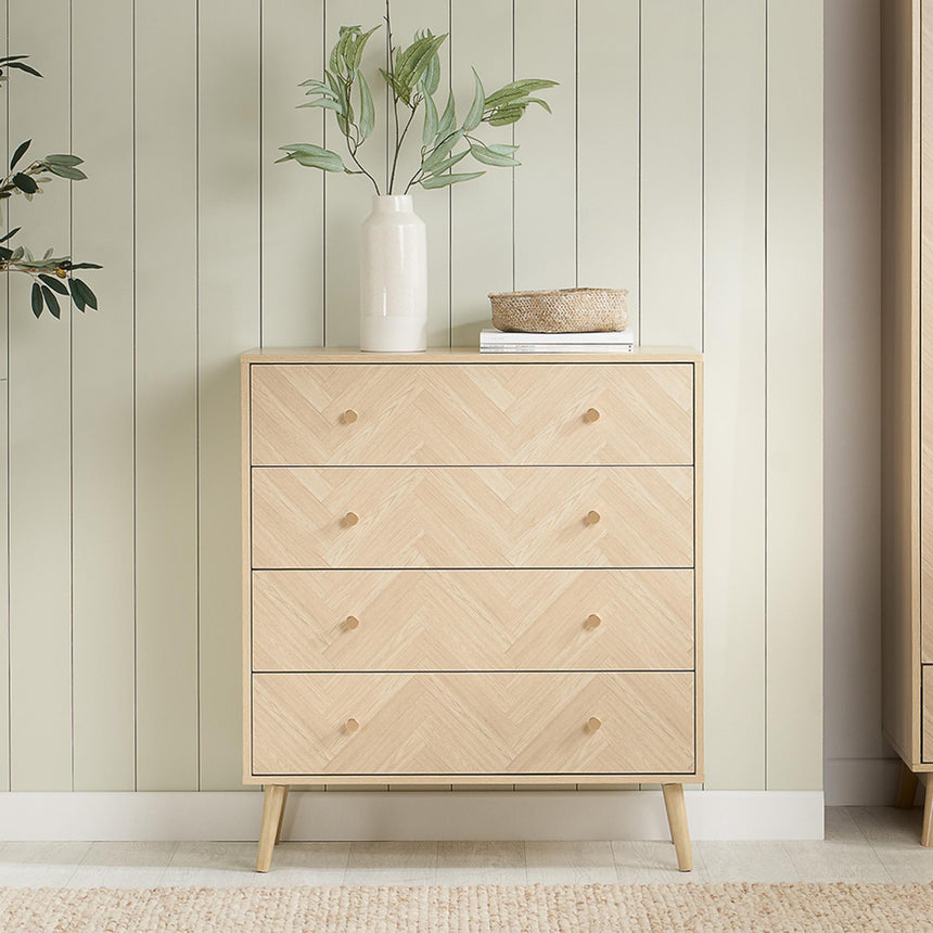 Herringford Oak 4 Drawer Chest