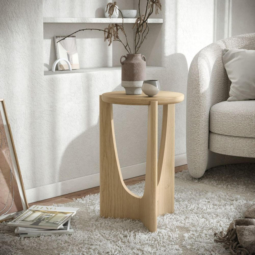 Cara Oak Round Side Table