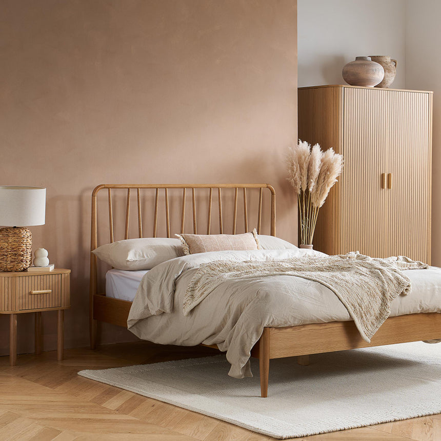 Axel Oak Fluted 1 Drawer Curved Bedside Table-5