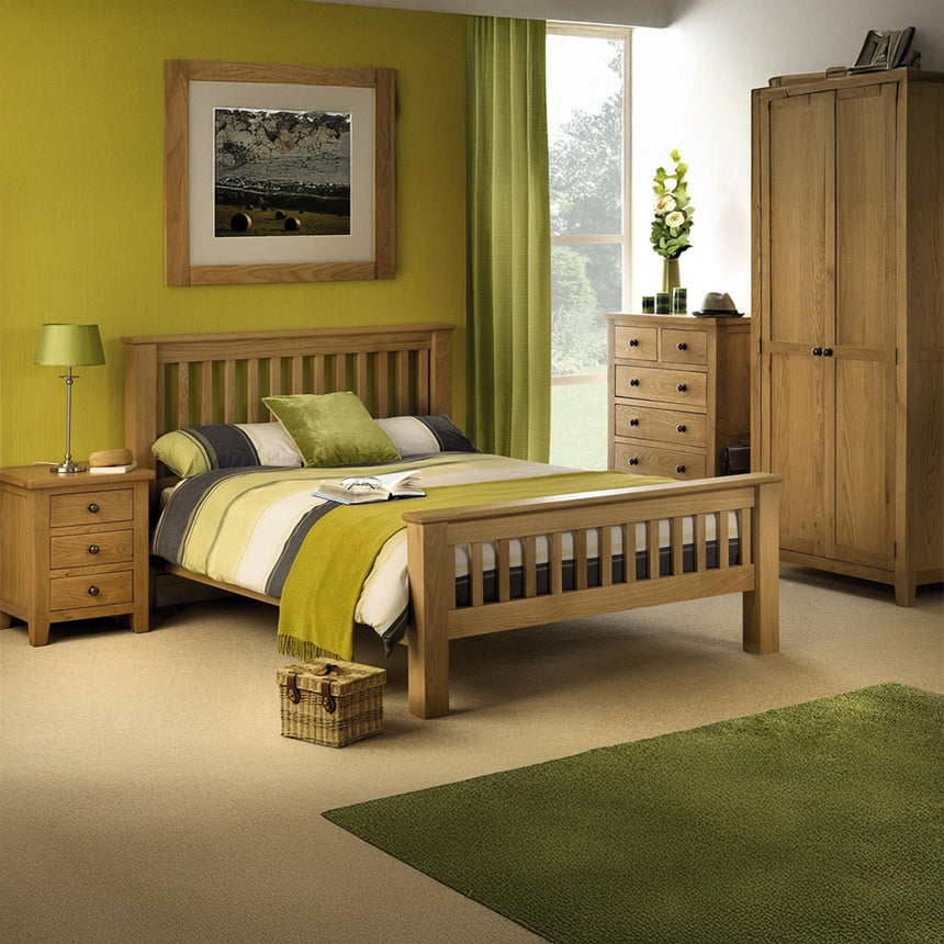 Marlborough Oak 3 Door Triple Wardrobe-4