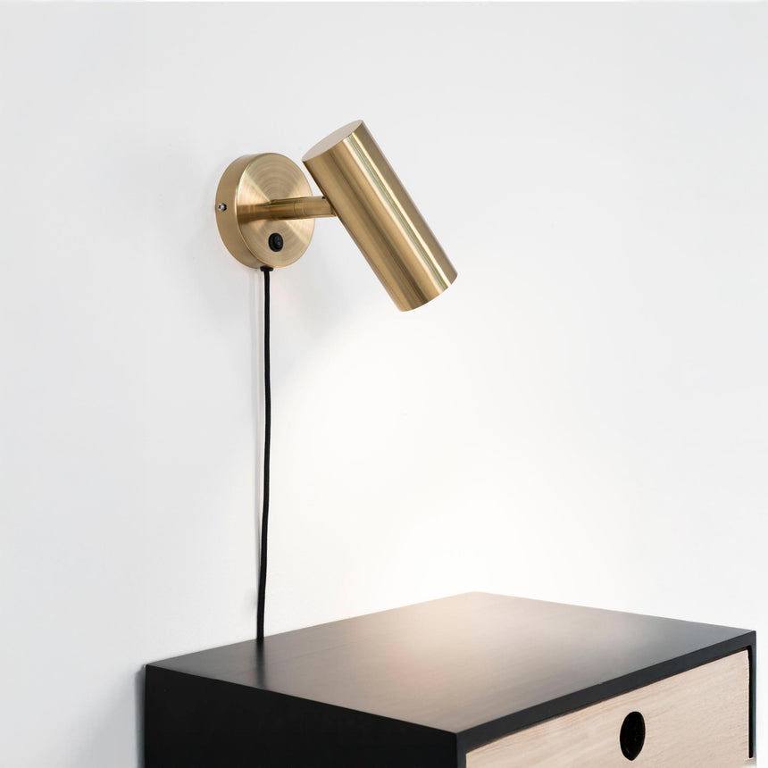 Yacolt Brass Steel Wall Lamp-2