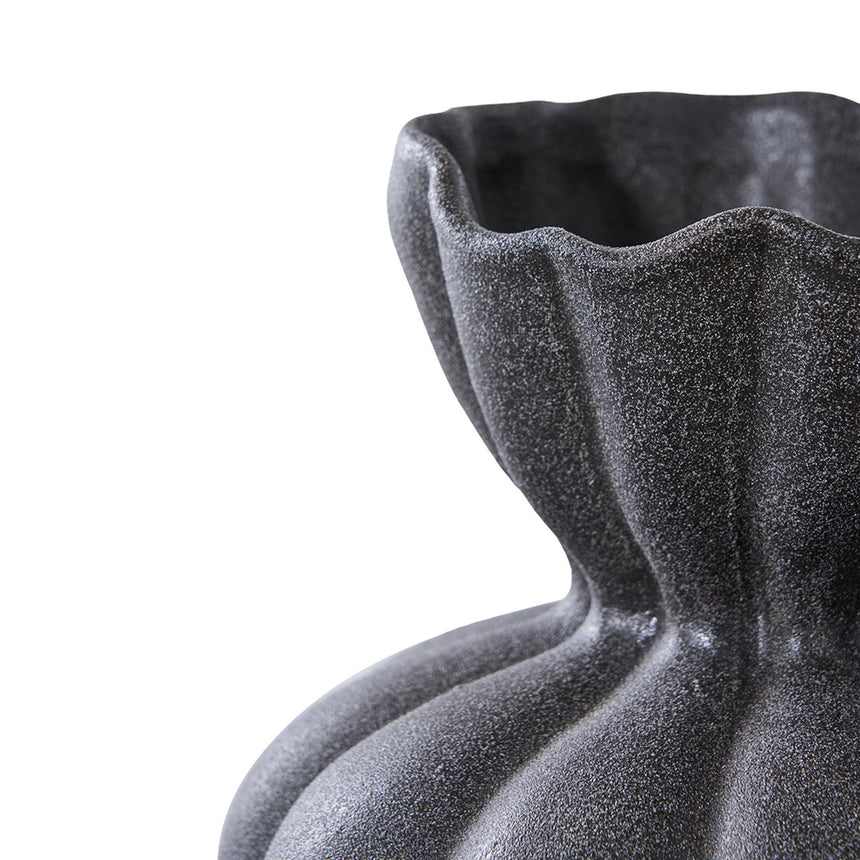 Black Ceramic Vase-2