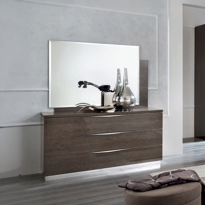 Colorado Italian Small Dresser