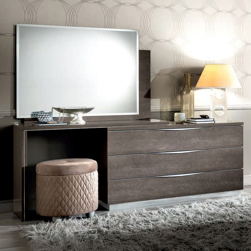 Colorado Italian Large Dresser