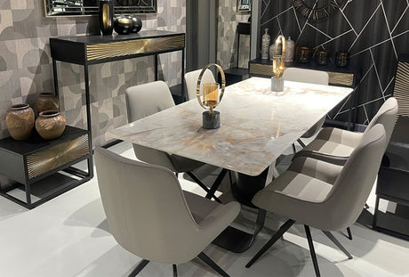 5 Dining Table Trends in UAE for 2025