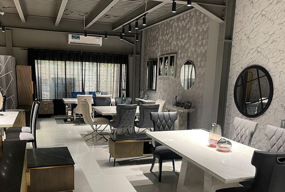 How to Place Furniture in a Small Flat – A Furniture Placement Guide for UAE Apartments