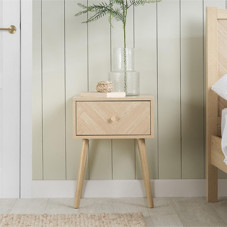 Herringford Oak 1 Drawer Bedside Table