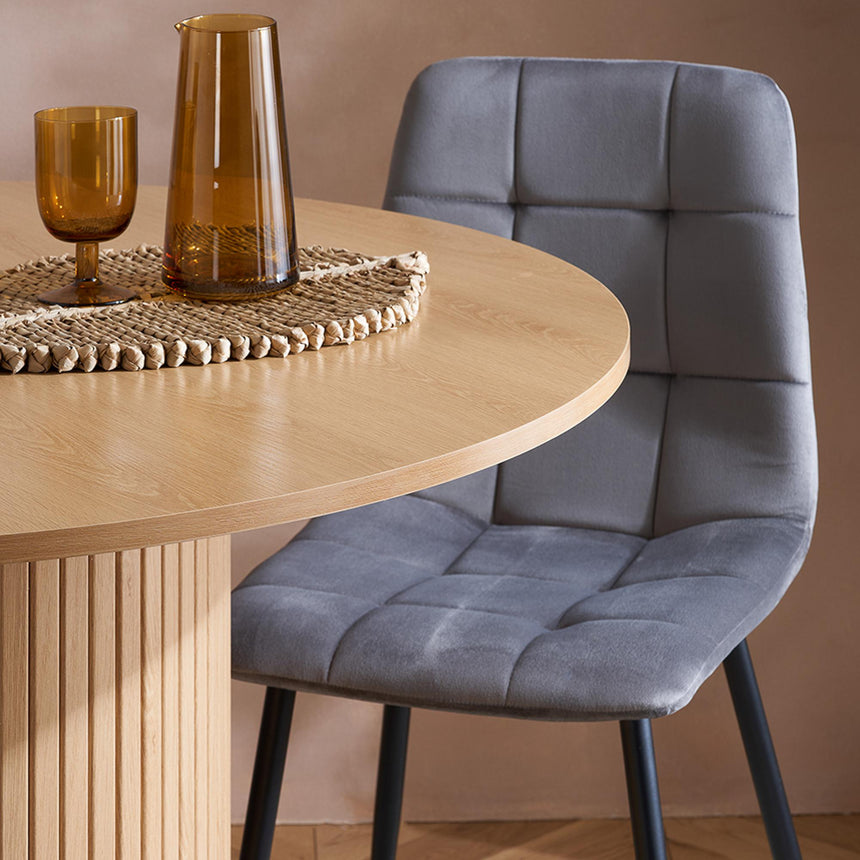 Axel Oak Fluted 4 Seater Round Dining Table-3
