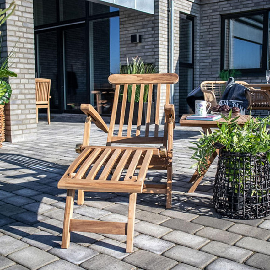 Arrecife Natural Teak Wood Garden Deck Chair-2