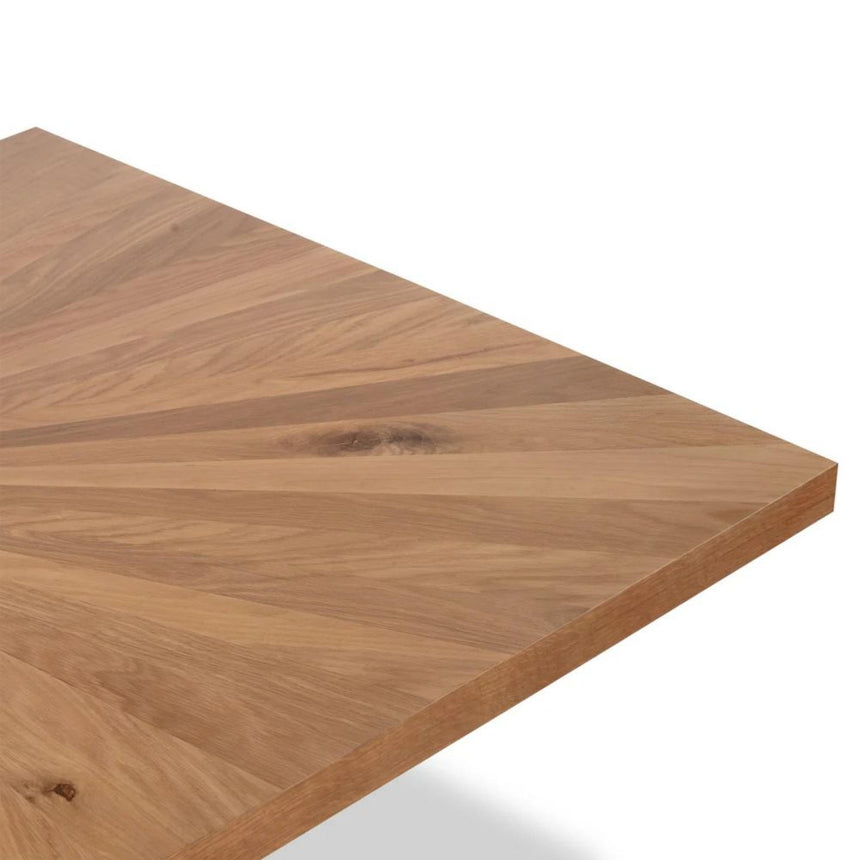 Viento Oak 6 Seater Sunburst Dining Table with Black Spider Legs - 150cm-4