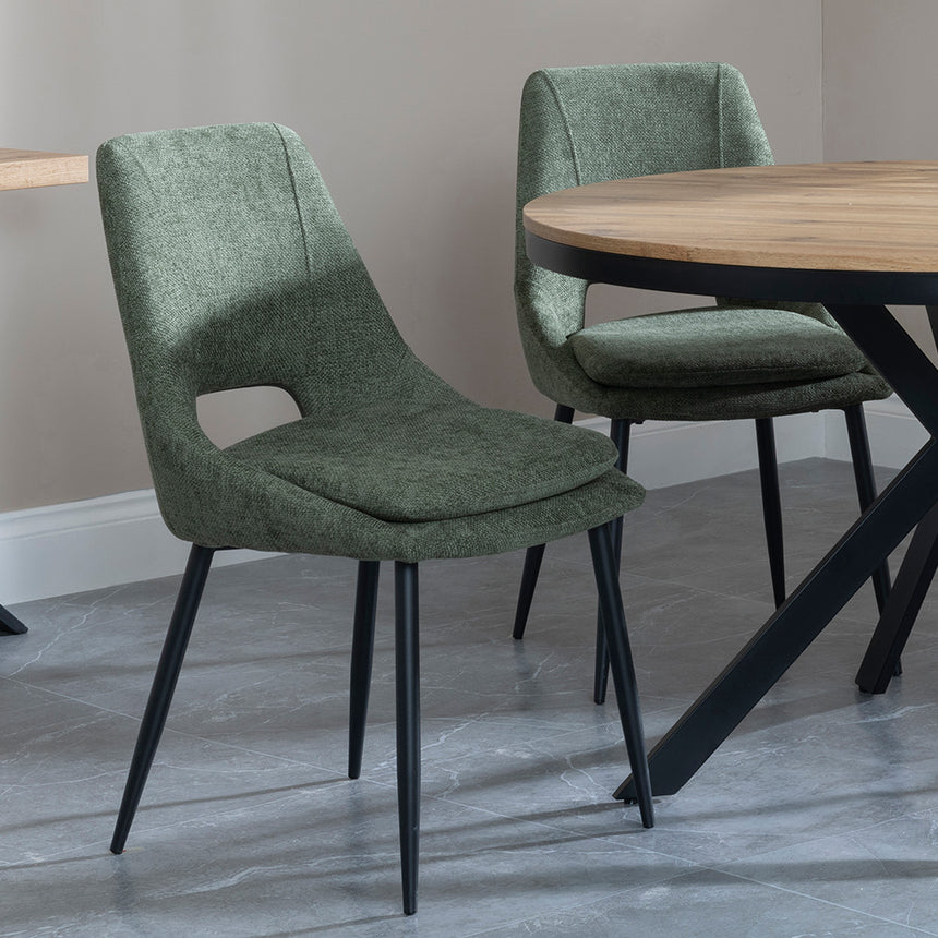 Barking Oak 4 Seater Round Dining Set with Black Spider Legs - 4 Stansbury Grey Fabric Dining Chair