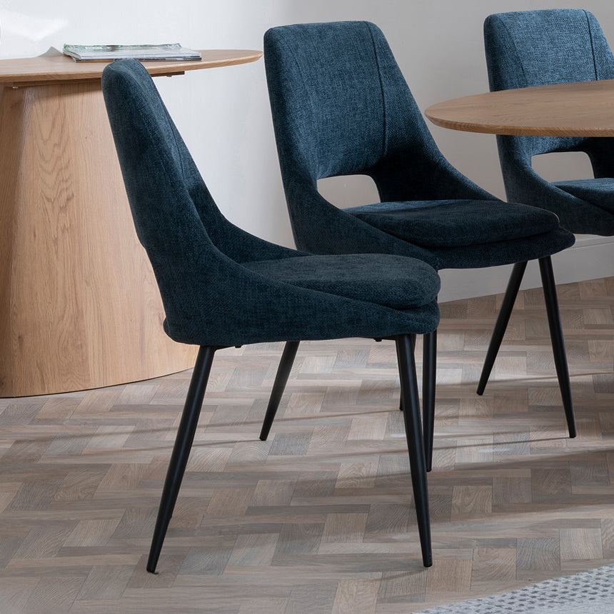 Chiswick Oak Oval Dining Set - Stansbury Cream Fabric Dining Chair