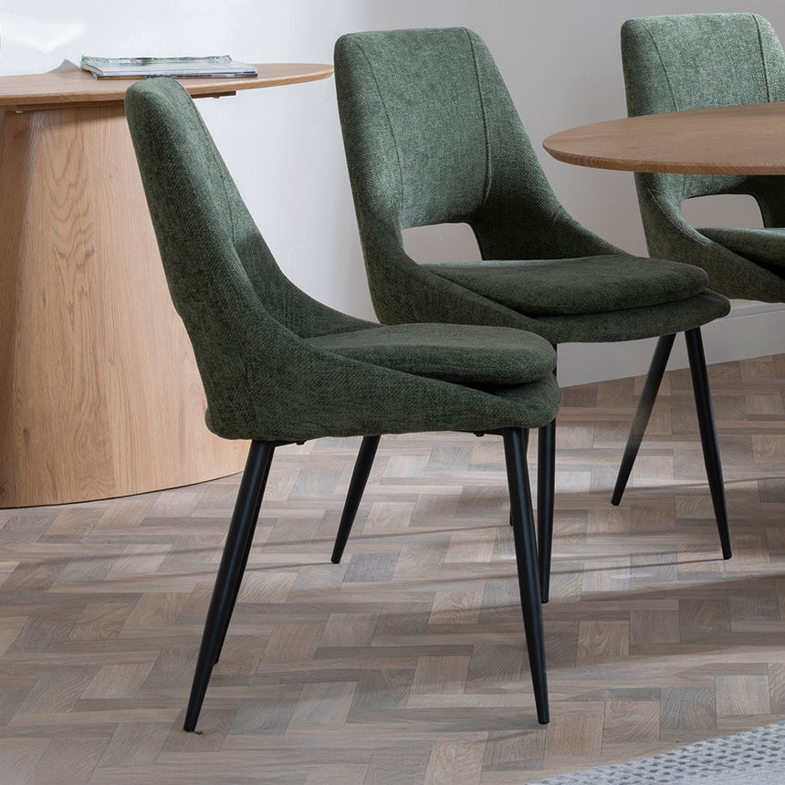 Chiswick Oak Oval Dining Set - Stansbury Cream Fabric Dining Chair