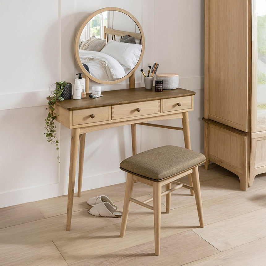 Connecticut Natural Oak 3 Drawer Dressing Table with Mirror