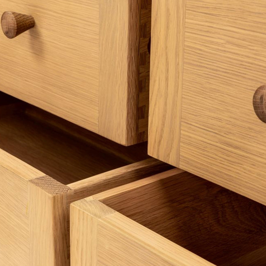 Connecticut Natural Oak 3 Over 4 Drawer Wide Chest