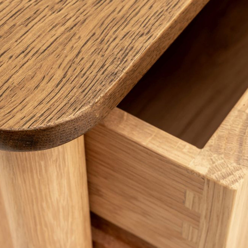 Connecticut Natural Oak 3 Over 4 Drawer Wide Chest
